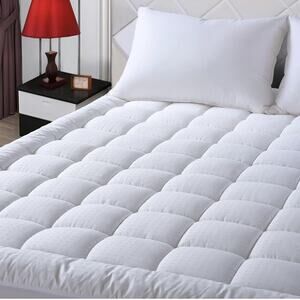 Easeland Queen Size Mattress Pad Pillow‎ Top Quilted Fitted Protector ($49.99)